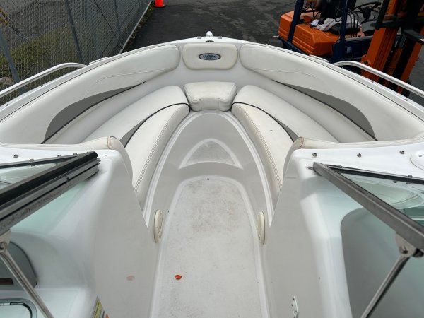 Used 2000 Four Winns Power Boat for sale